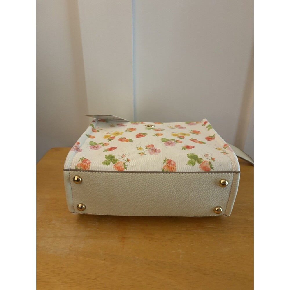 NWT Nanette Lepore Strawberry Convertible Satchel Floral Print AirTag Charm - Picture 5 of 7